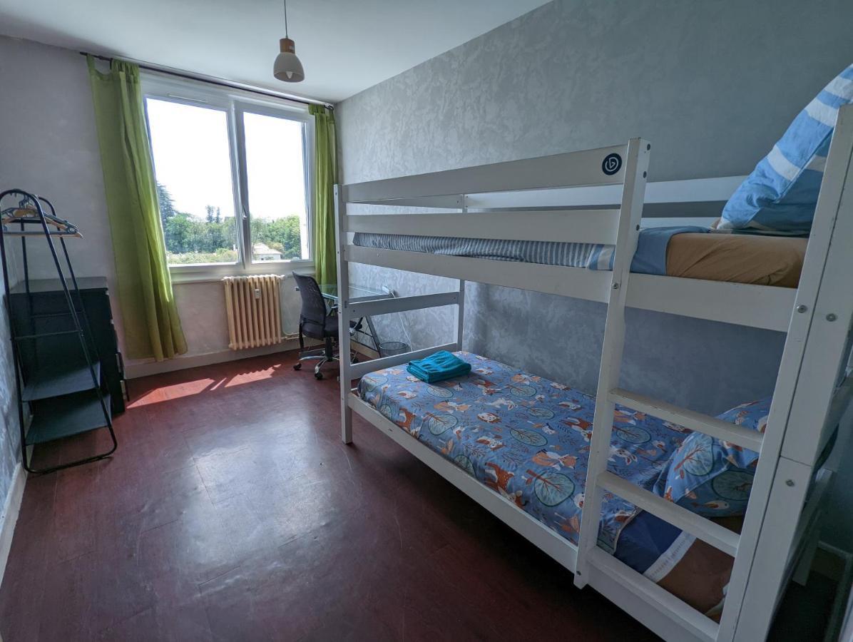 Bellejoie - Appartement T3- Poitiers Sud - direct Futuroscope - Parking et Wifi gratuit Extérieur photo