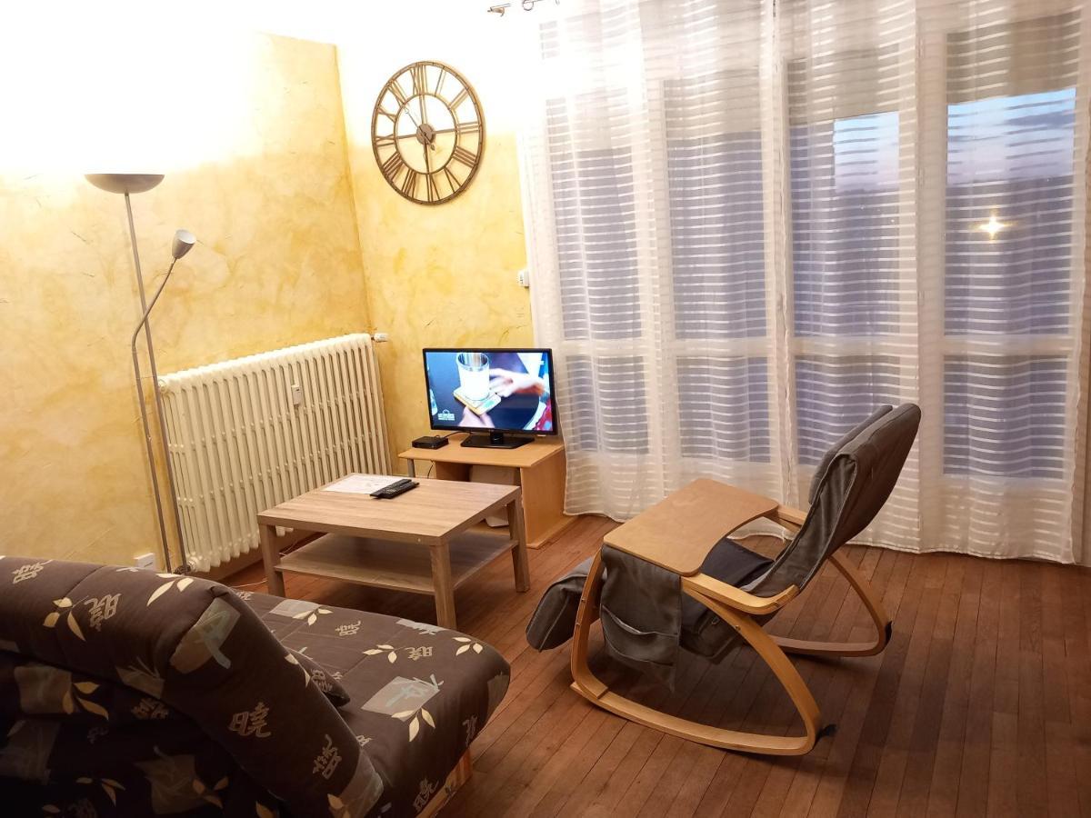 Bellejoie - Appartement T3- Poitiers Sud - direct Futuroscope - Parking et Wifi gratuit Extérieur photo